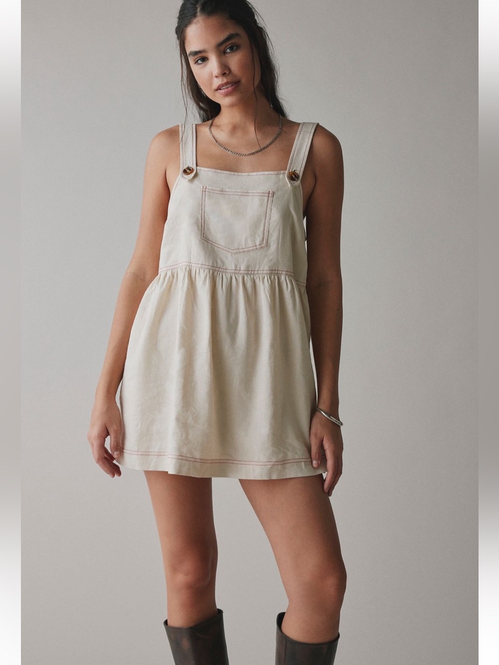 ReMADE By UO Made In LA EcoVero ™
Linen Shortall Dress Cream L